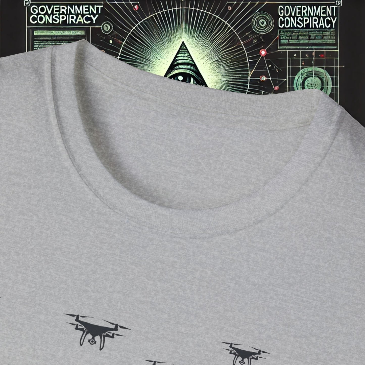 General - T-Shirt
